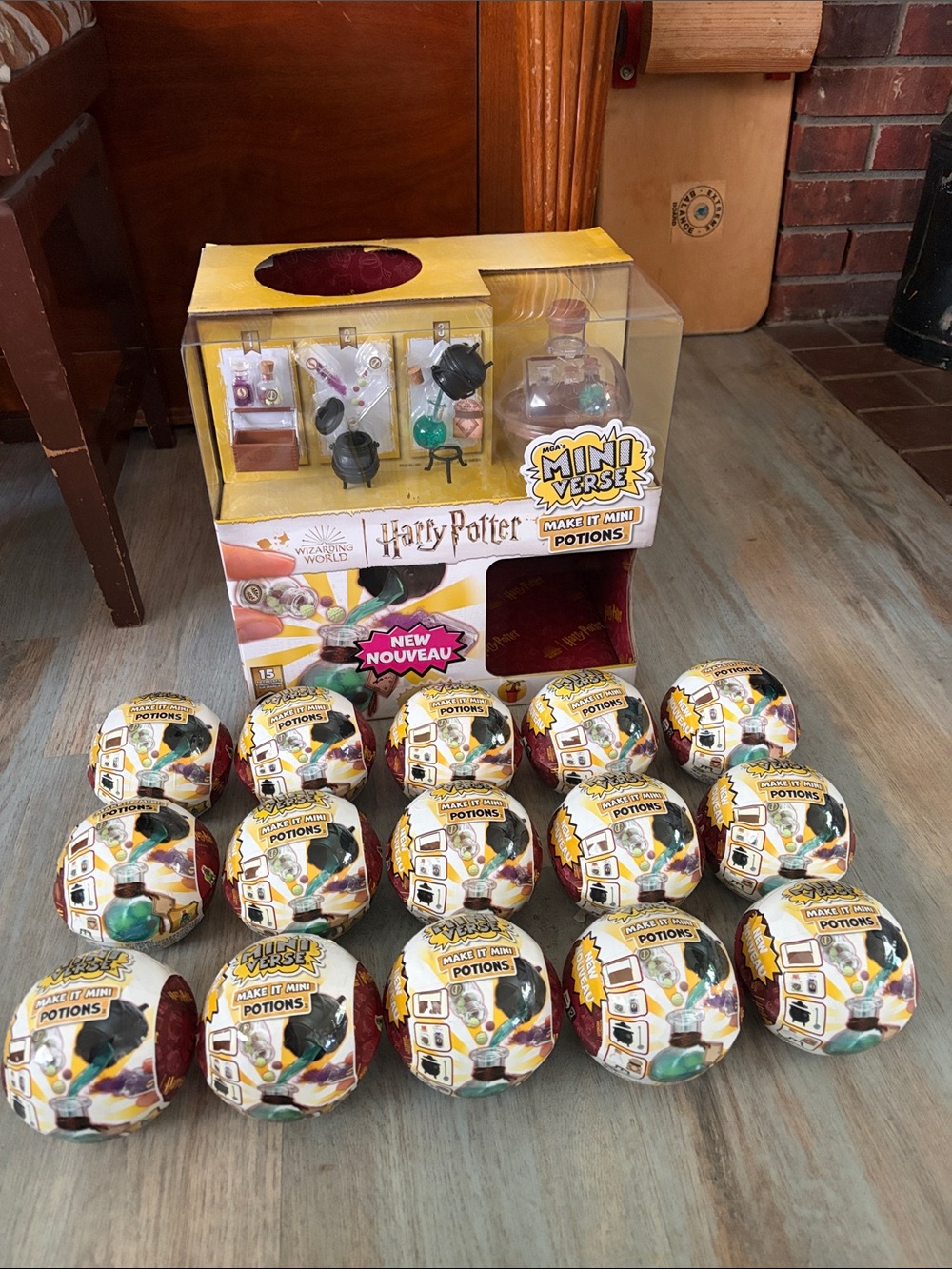 New Harry Potter mini verse display and 12 capsules